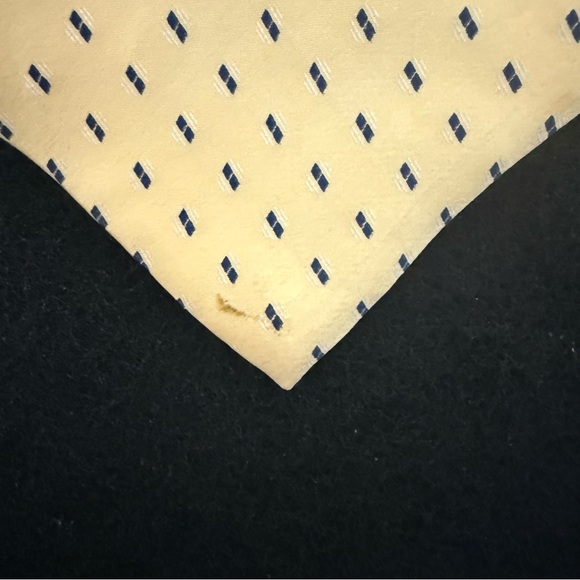 ZYLOS GOLD Yellow & Navy Blue Diamond Silk Tie - Picture 2 of 6